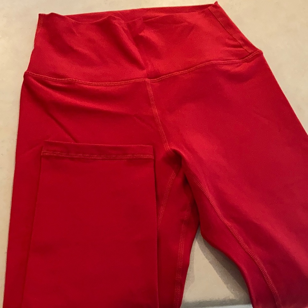 ZYIA Red Ascend Hi-Rise Capri leggings